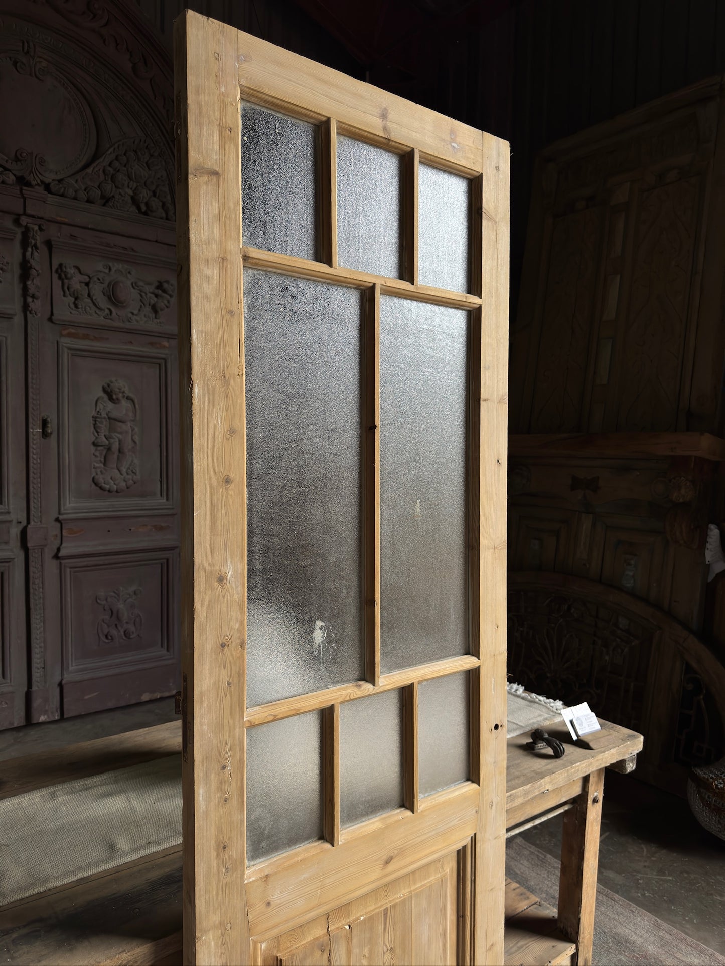 8 Light Antique Glass Single Door - 28x86.75 J118
