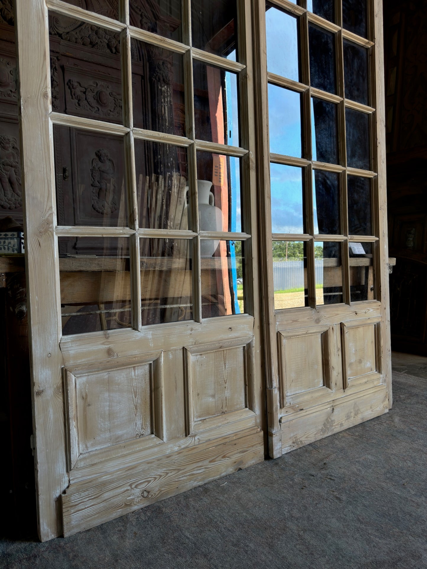 Regal French Chateaux Entry Doors  - 67x105 J243