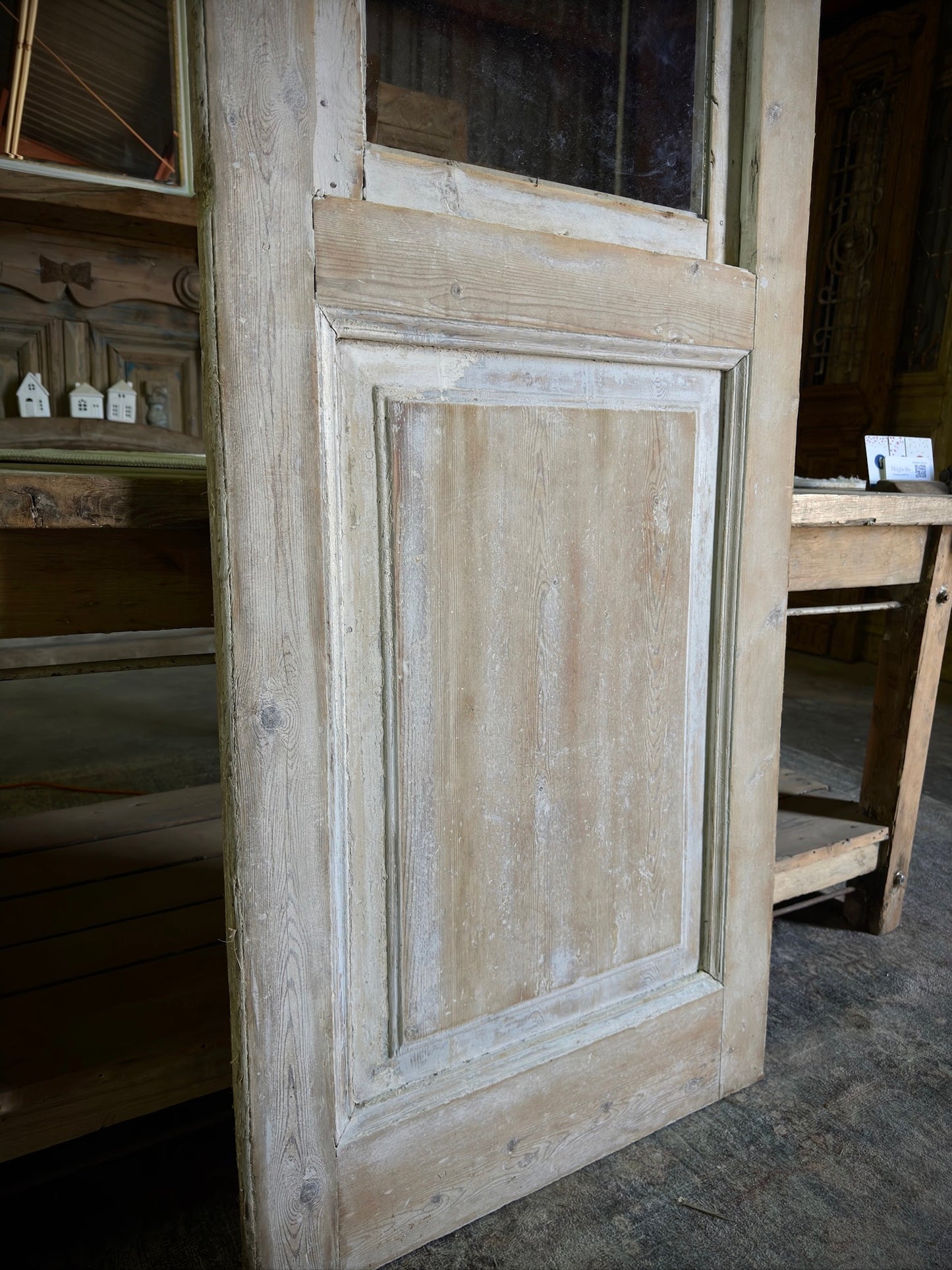 Single Antique Door with Glass Window - 27.75x99.5 C60
