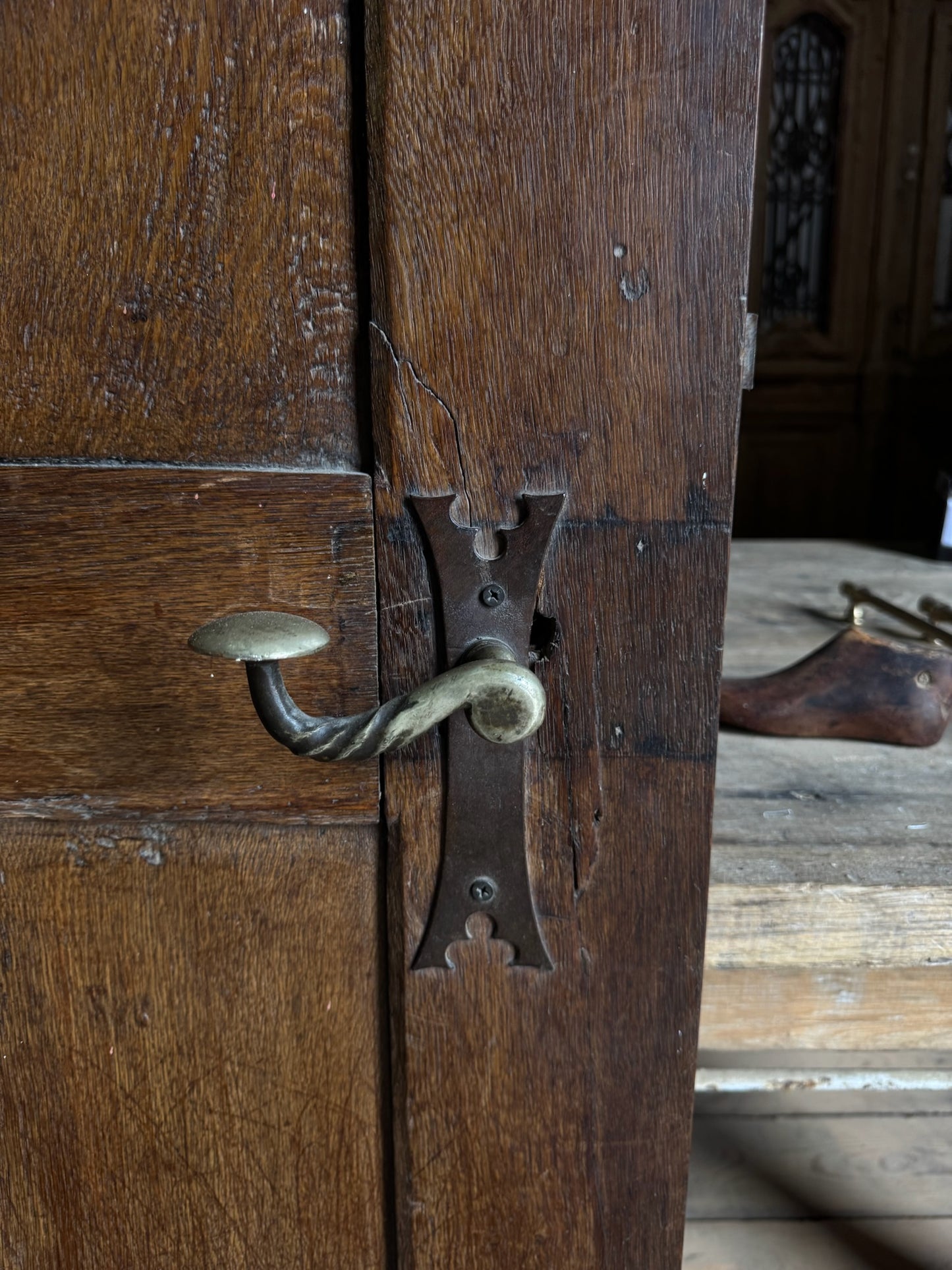 French Provincial 4-Panel Antique Single Door - 32.5X70.75 - L253