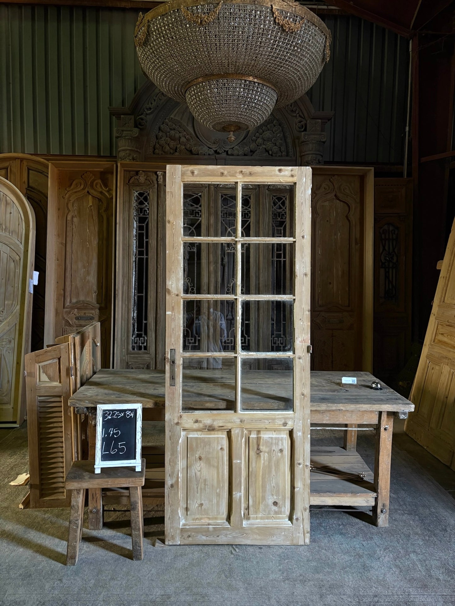 8 Lite Antique Glass Single Door - 32.25x84 - L65