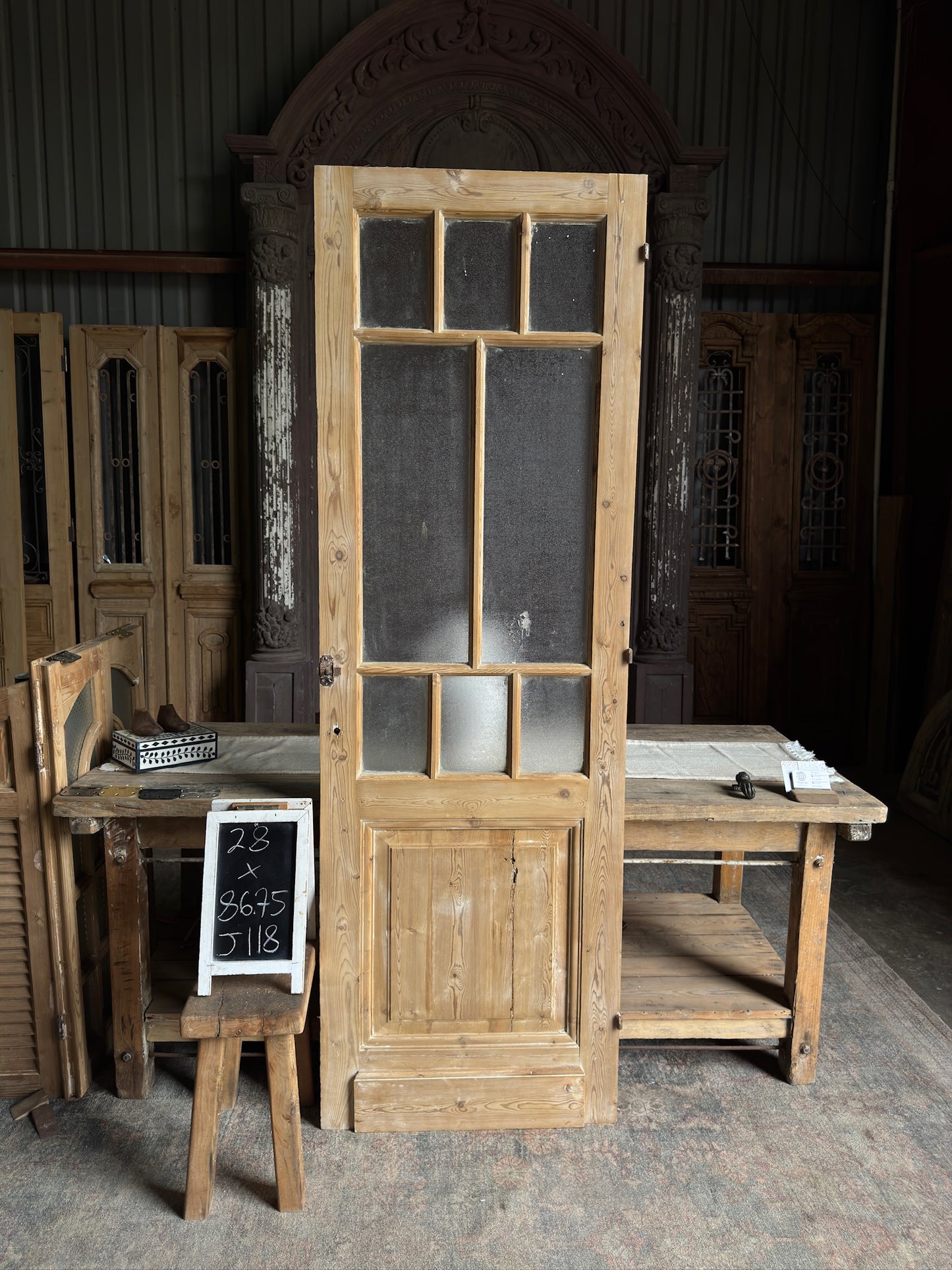 8 Light Antique Glass Single Door - 28x86.75 J118