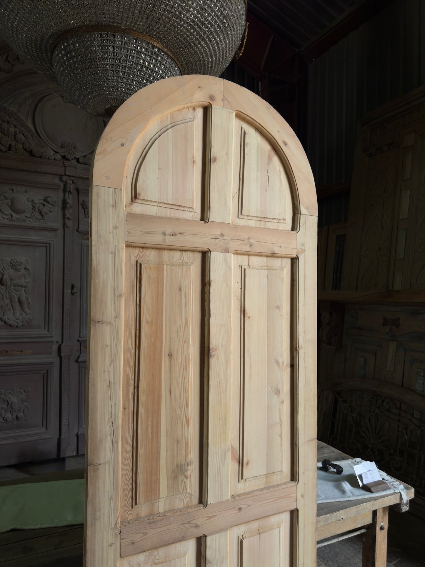 6 Panel Antique Arched Solid Single Door - 31.5x90.5 J326