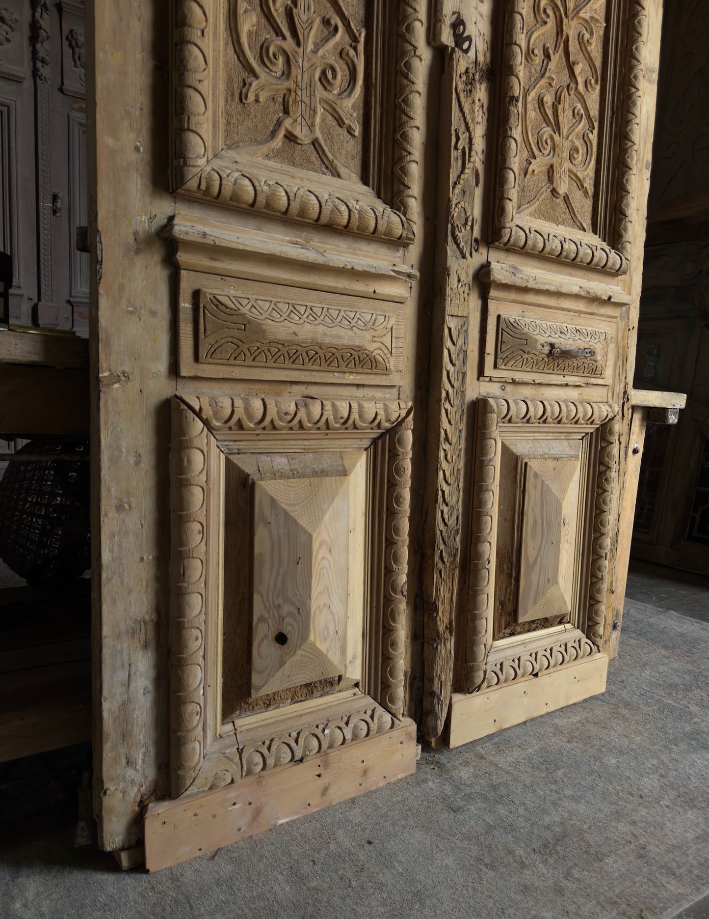 Antique Ornately Carved Doors 51x98 K41