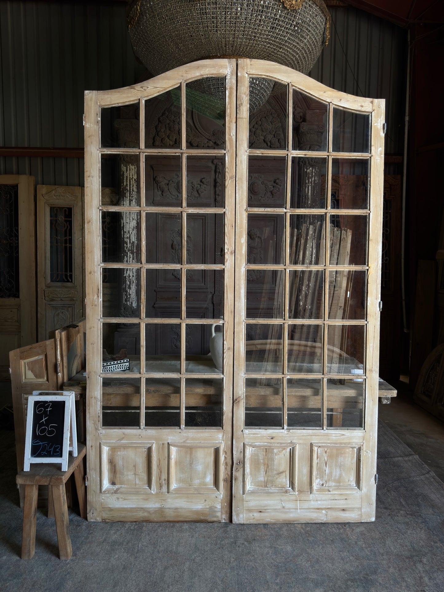 Regal French Chateaux Entry Doors  - 67x105 J243