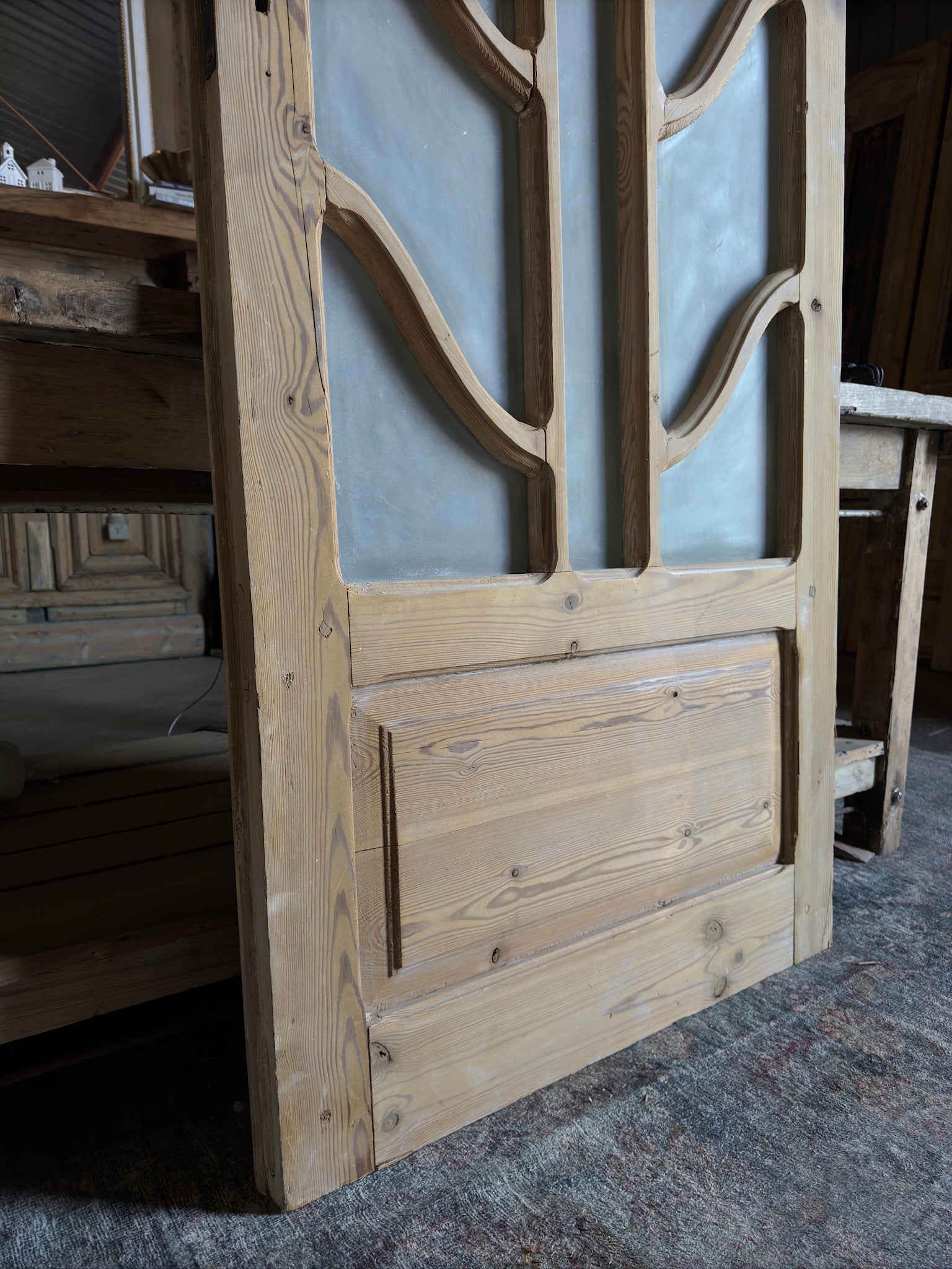 Arched Single Glass Antique Door 32x90.75 H17 - Magnolia Antique Door Co.