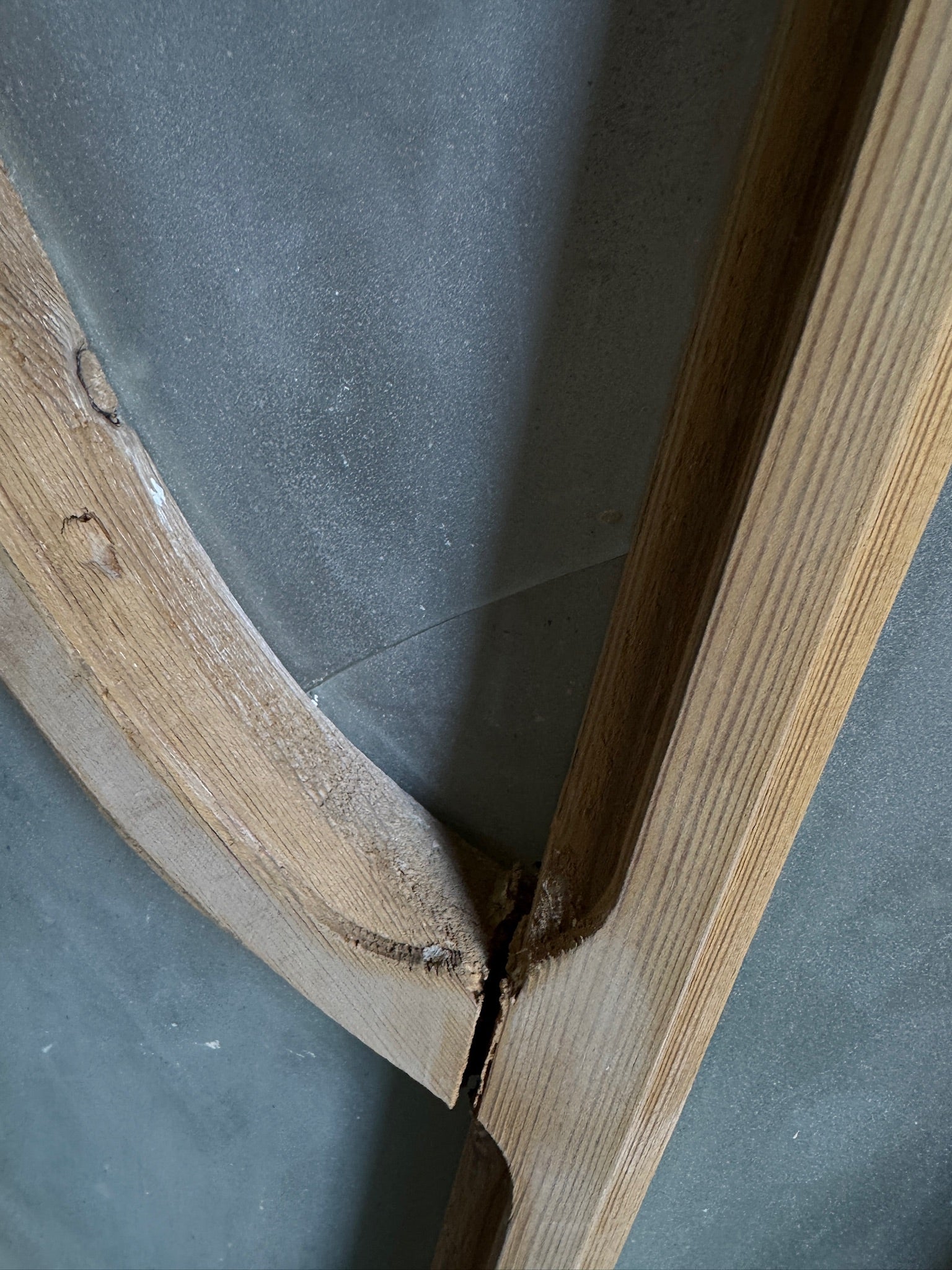 Arched Single Glass Antique Door 32x90.75 H17 - Magnolia Antique Door Co.