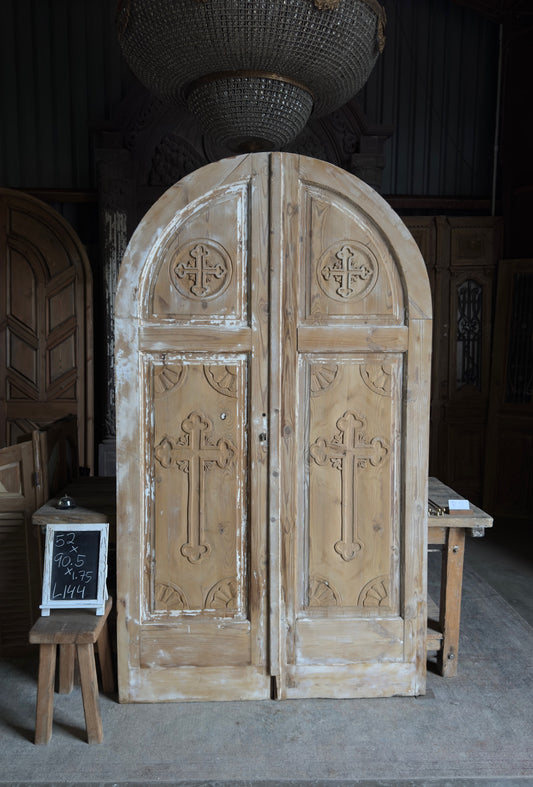 Antique Solid Arched Doors with Carved Cross - 52x90.5 - L144