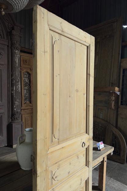 3 Panel Single Solid Antique Door - 26x82 K230