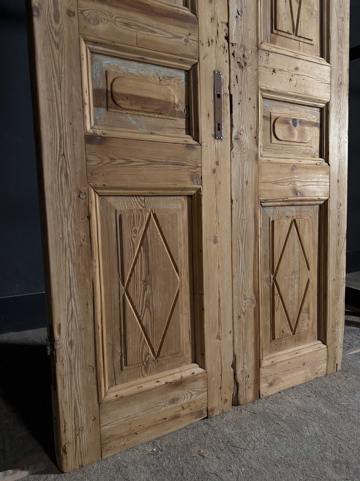 Antique Carved Double Doors - 42.75x92 - N568