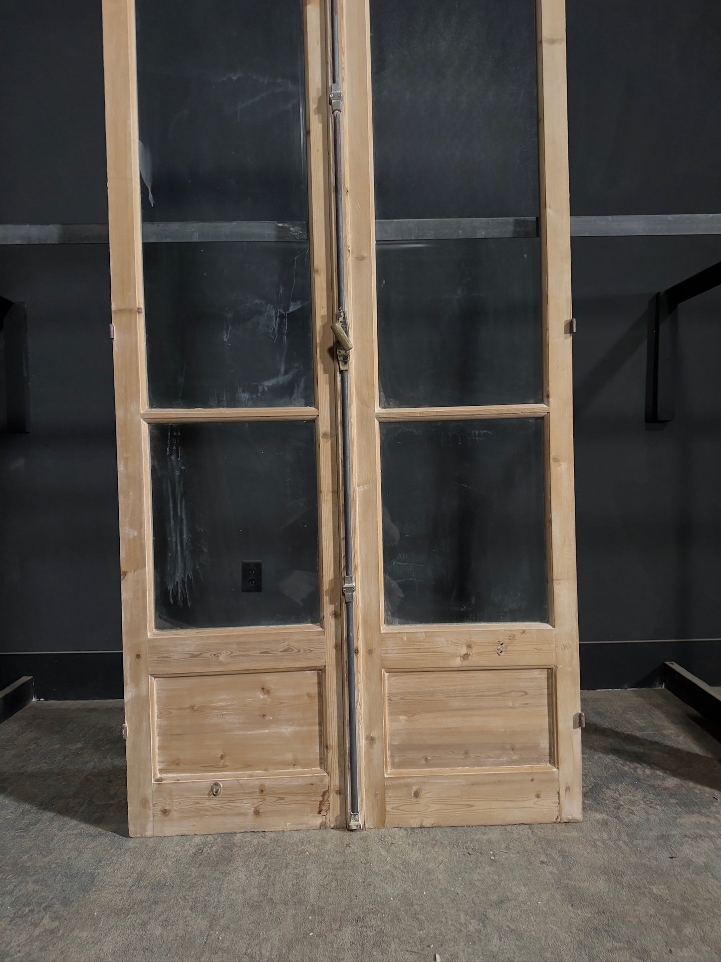 Antique Solid Double Doors - 44.25x92 - N315