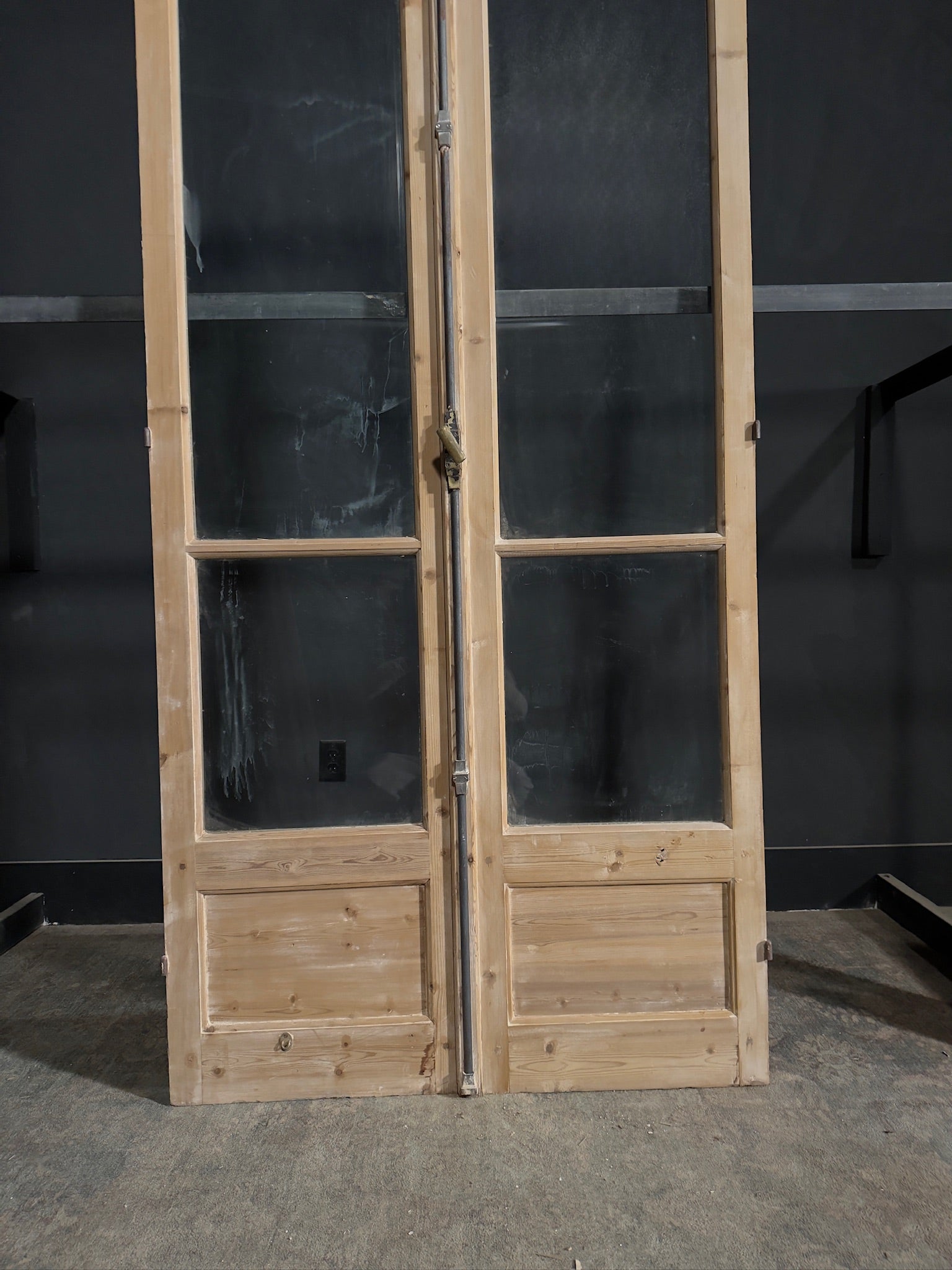 Antique Solid Double Doors - 44.25x92 - N315