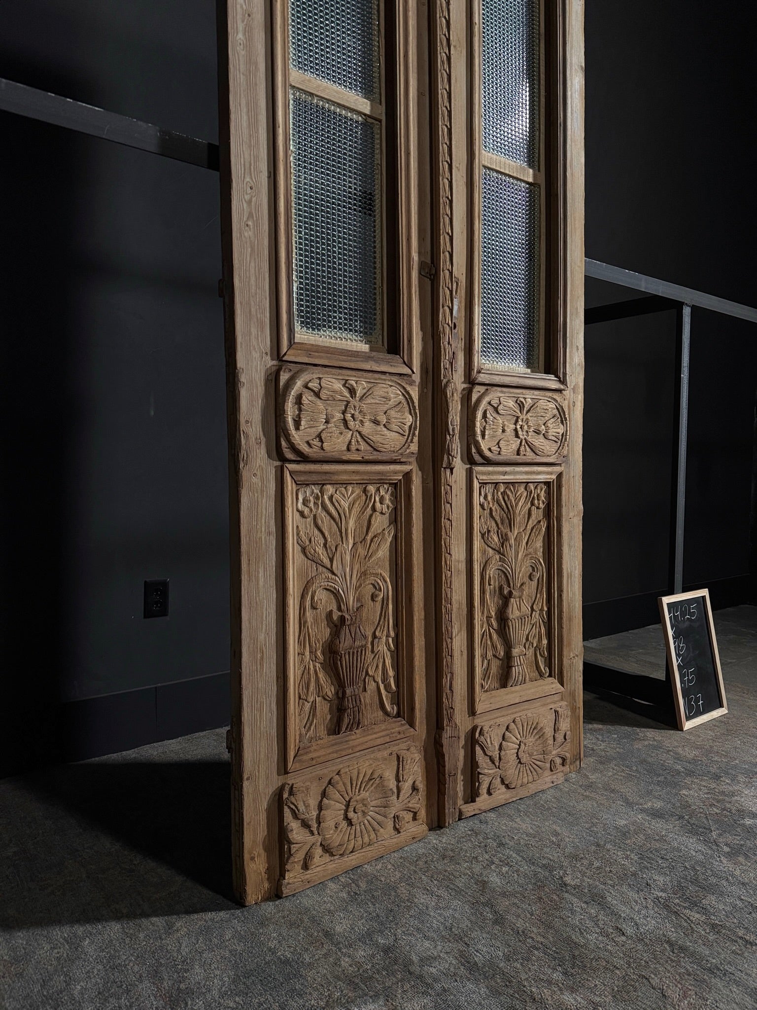 Antique Iron Single Door - 44.25x98 - N37