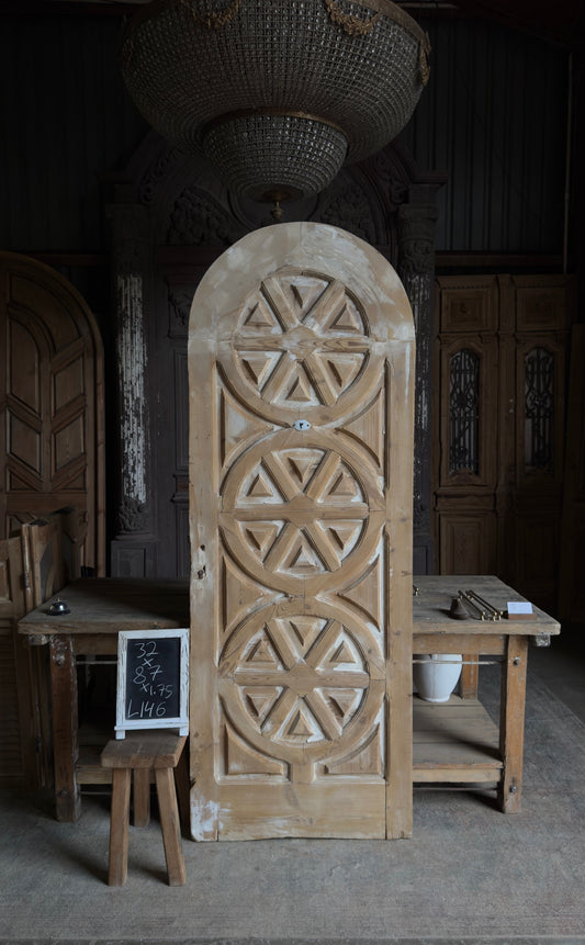 Triple Rosette Antique Arched Solid Single Door - 32x87 - L146