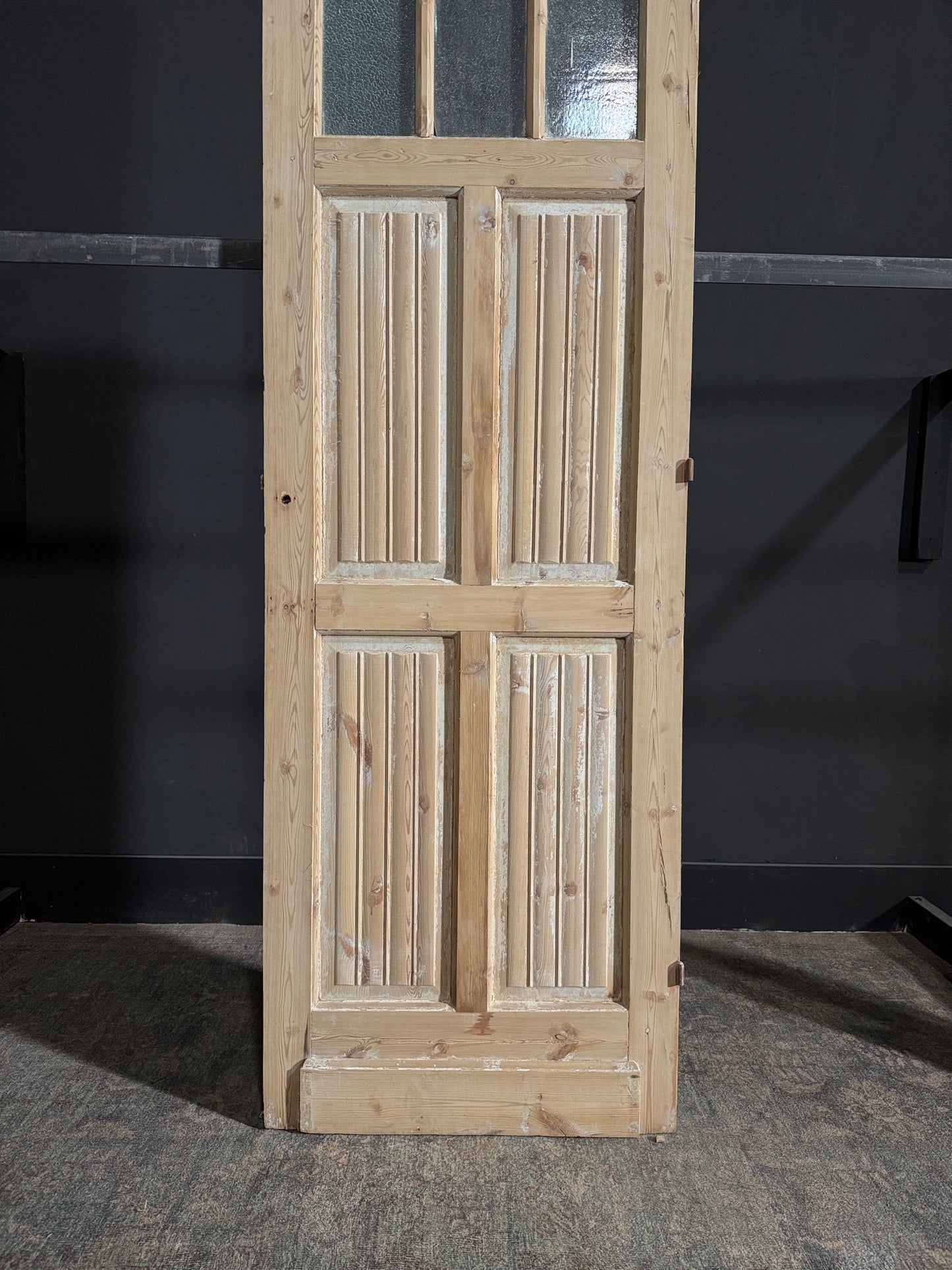 Antique Fluted Single Door - 28.25x85 - N77