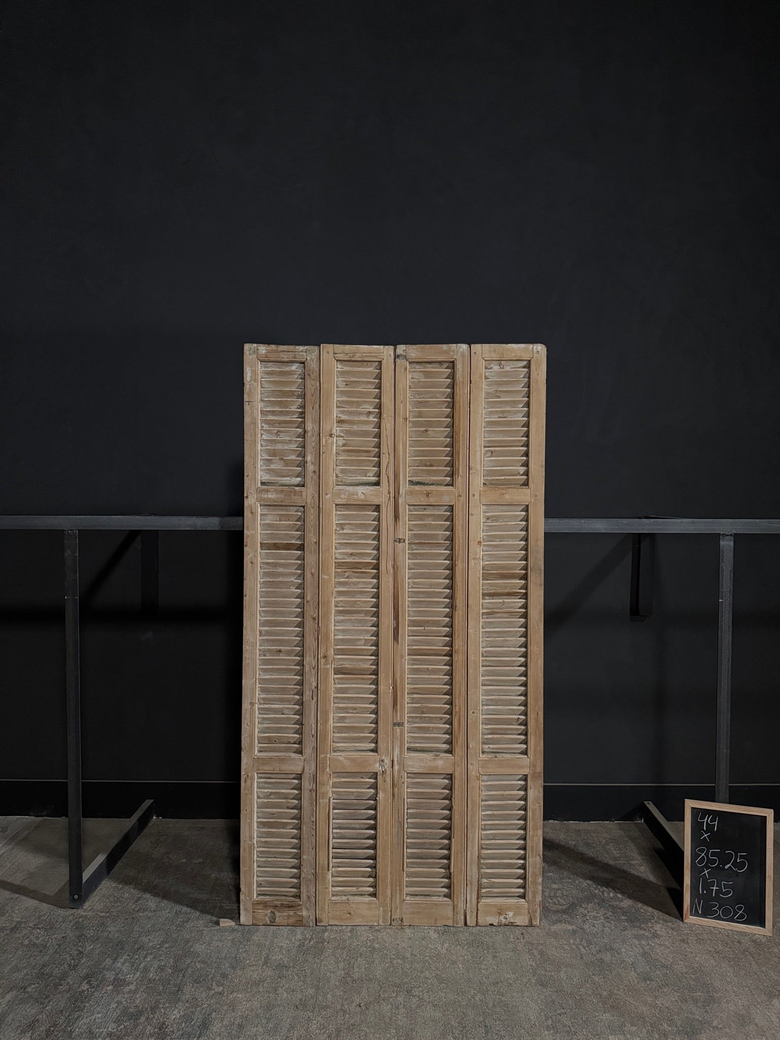 Antique Louvered Bi-Fold Doors - 44x85.25 - N308