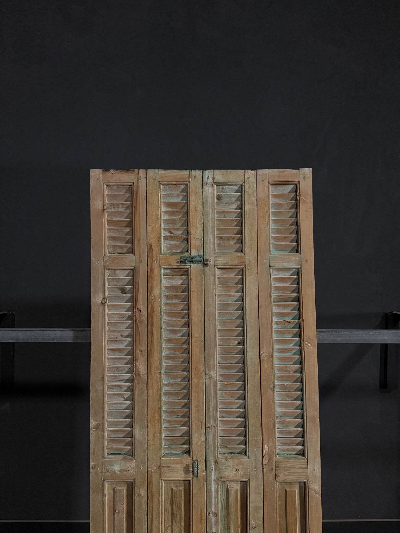 Antique Louvered 3 Panel Bi-Fold Doors - 36x86 - N298