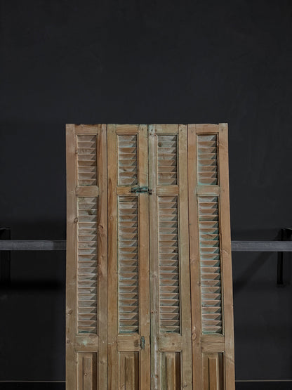 Antique Louvered 3 Panel Bi-Fold Doors - 36x86 - N298