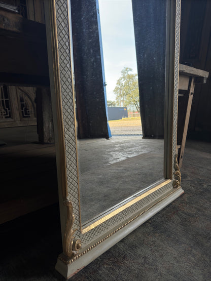 (The Angelique) Cherub Medallion Hand Crafted Giltwood Mirror - 33 x 71.5 M10