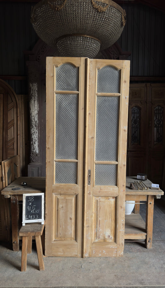 Scalloped Antique Glass French Doors - 38x91.5 - L433