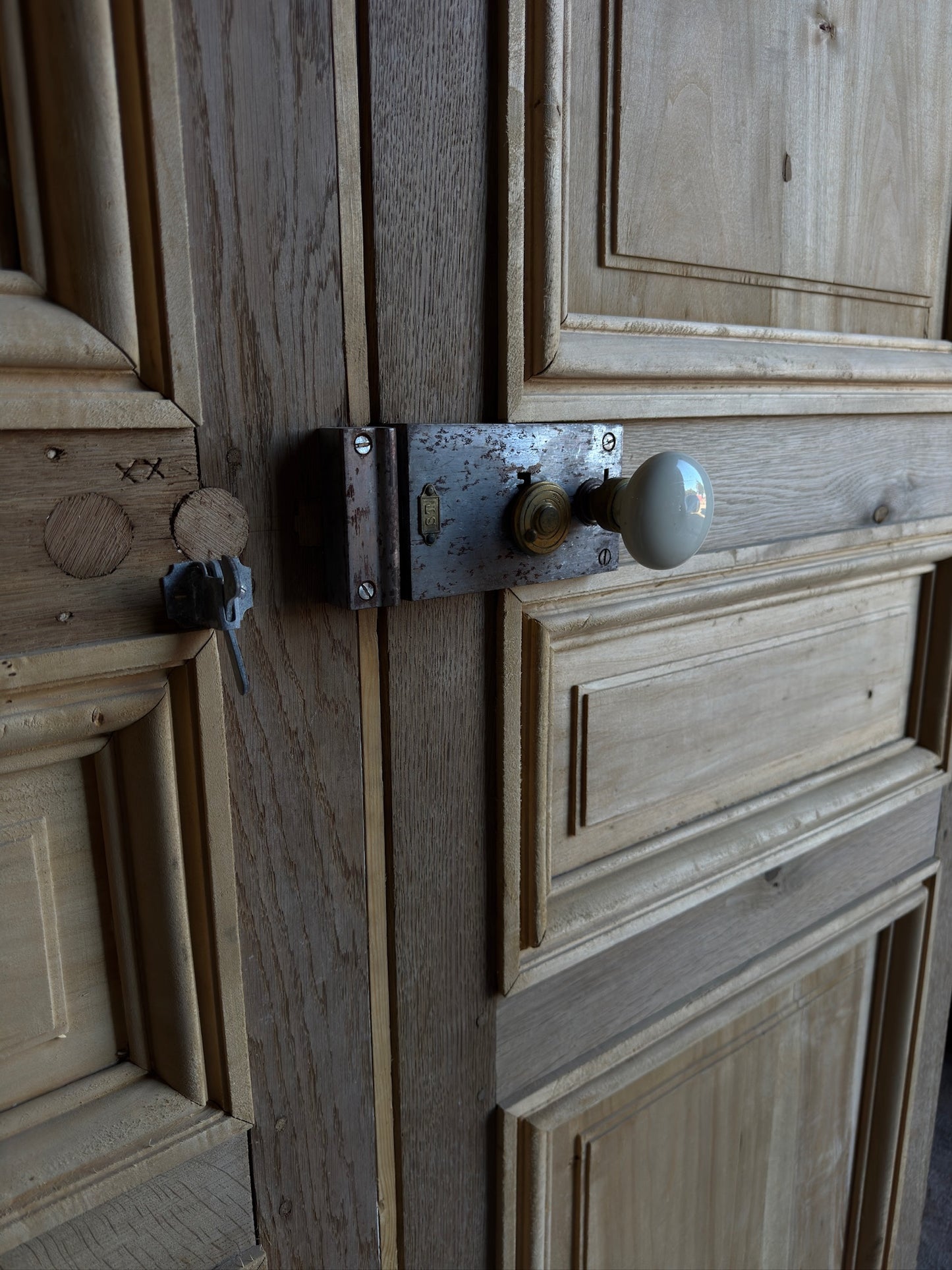 French Chateau Antique Double Doors - 54x105.25 - L281