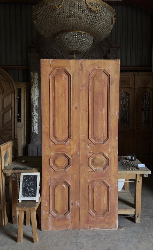 Antique 6 Panel Double Doors - 39.75x88.5 - L530