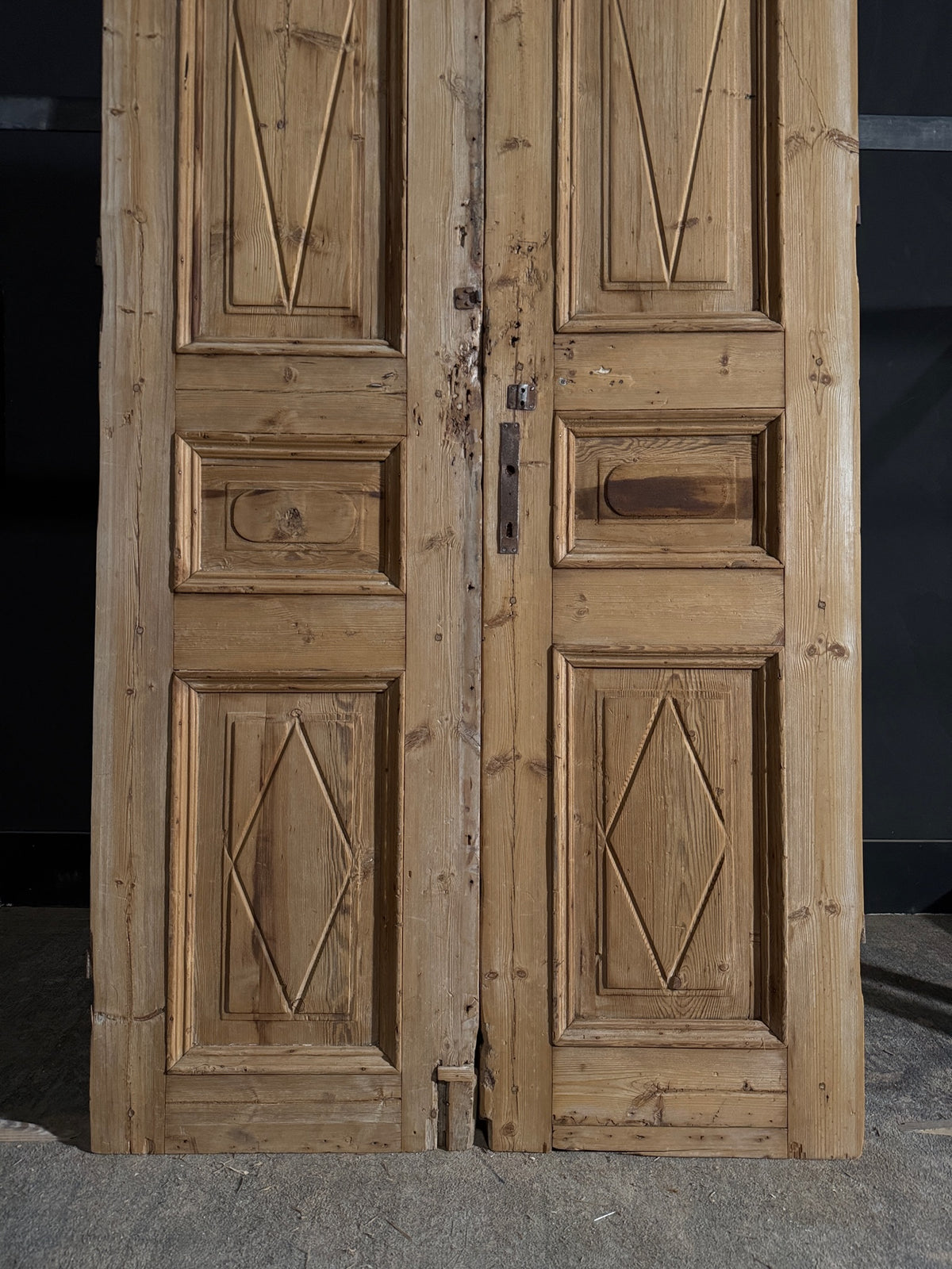 Antique Carved Double Doors - 42.75x92 - N568