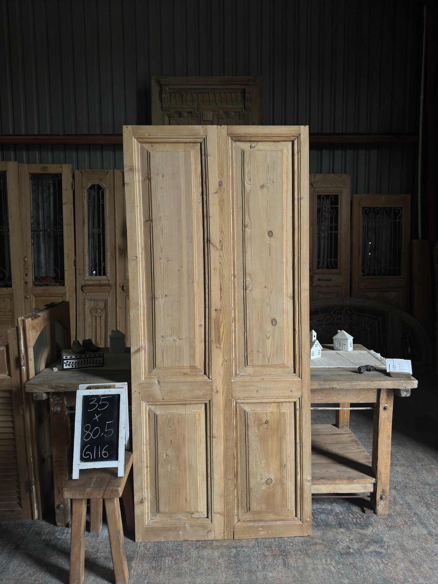 Classic 4 Panel Single Antique Door - 35x80.5 G116