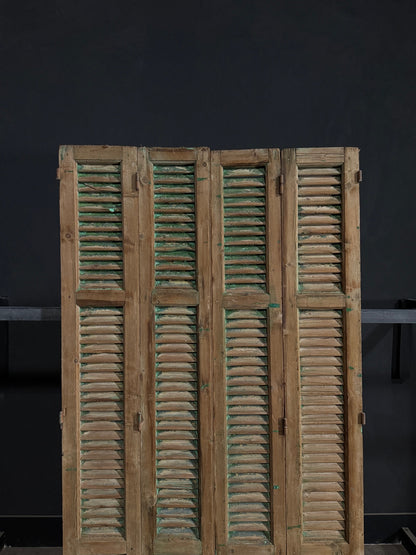 Antique Louvered Bi-Fold Doors - 44.75x84 - N300