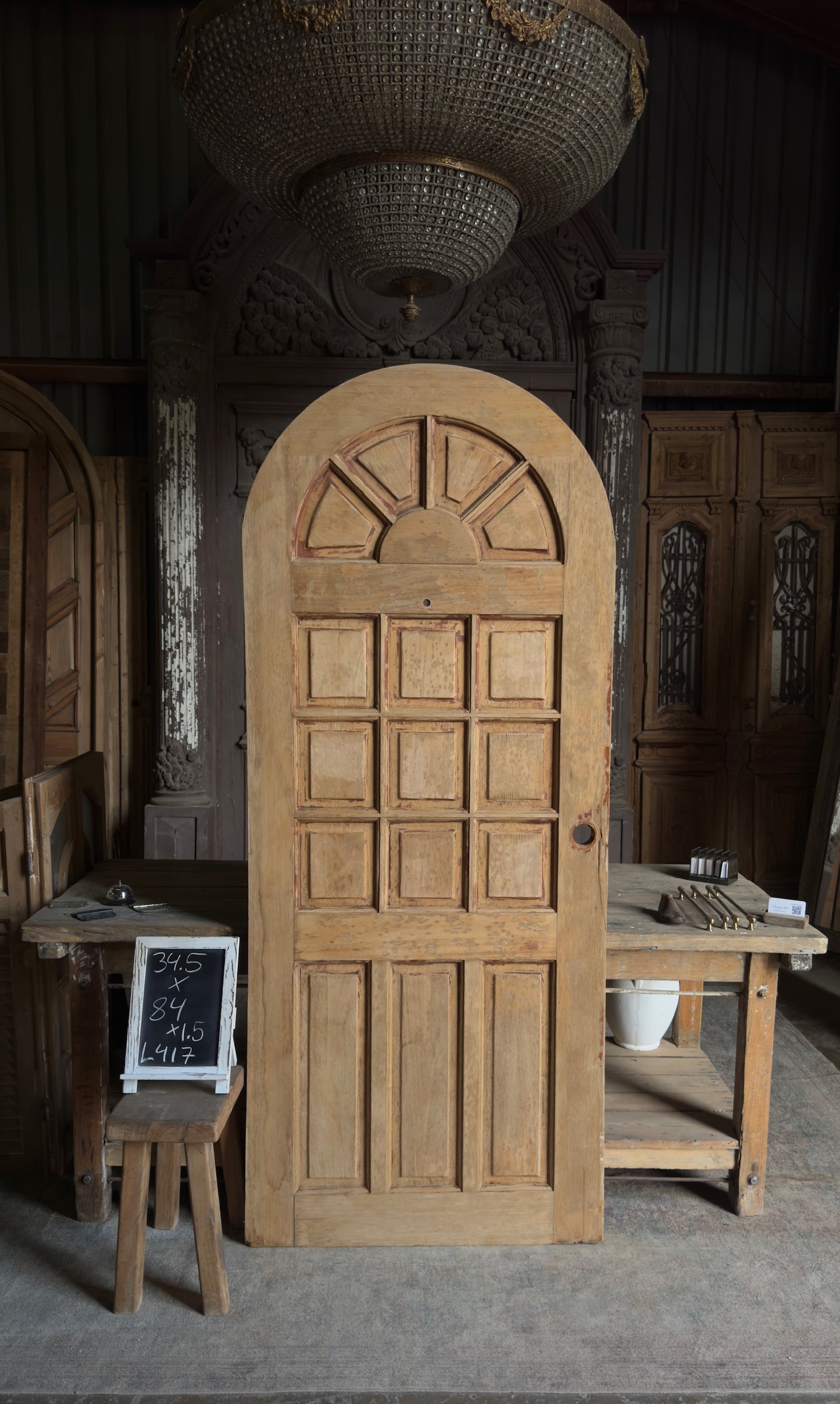 Antique Arched Panel Single Door - 34.5x84 - L417