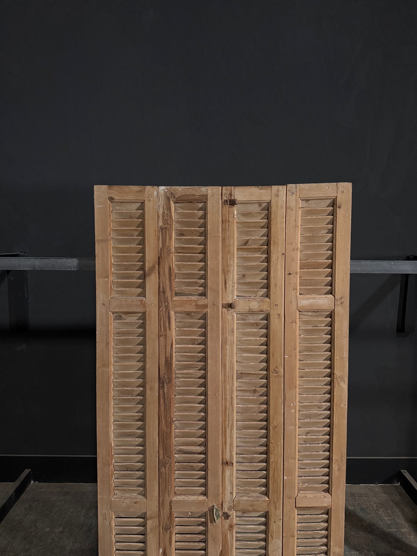 Antique Louvered 3 Panel Bi-Fold Doors - 40x71.5 - N305