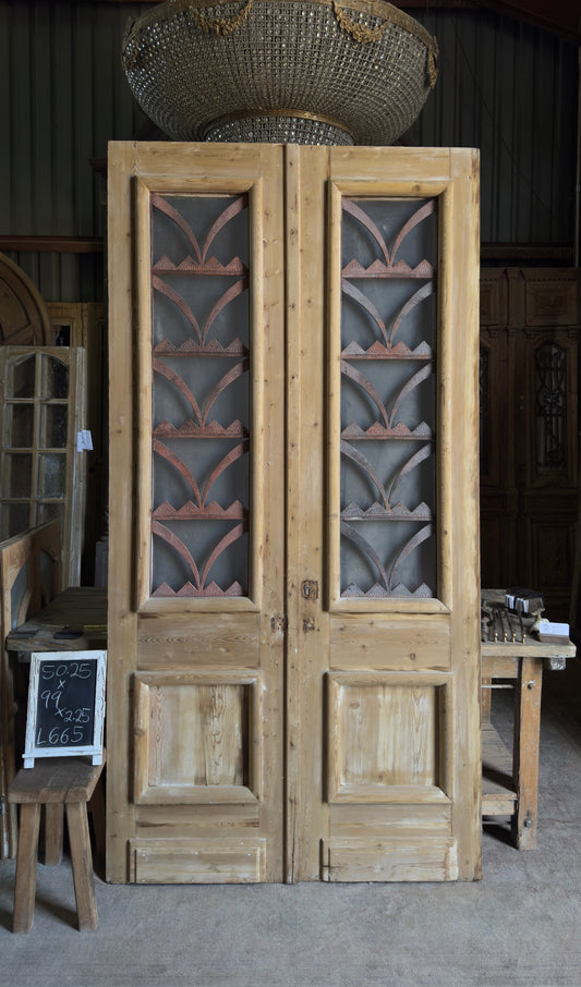 Antique Obscured Glass 4 Lite French Doors - 50.25x99 - L665