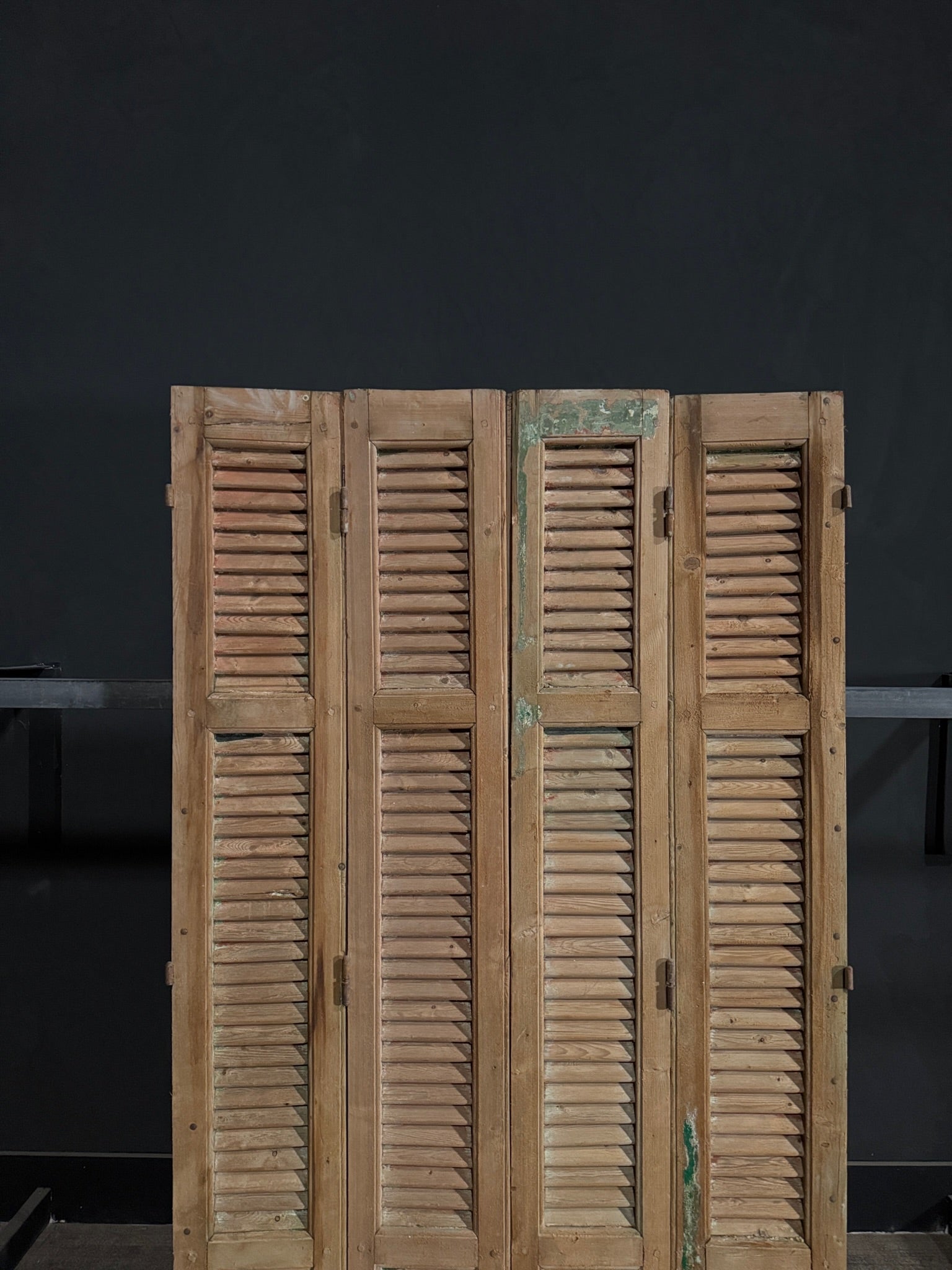 Antique Louvered Bi-Fold Doors - 44.75x80 - N299