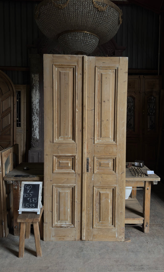 Antique 8 Panel Double Doors - 40x90.5 - L533