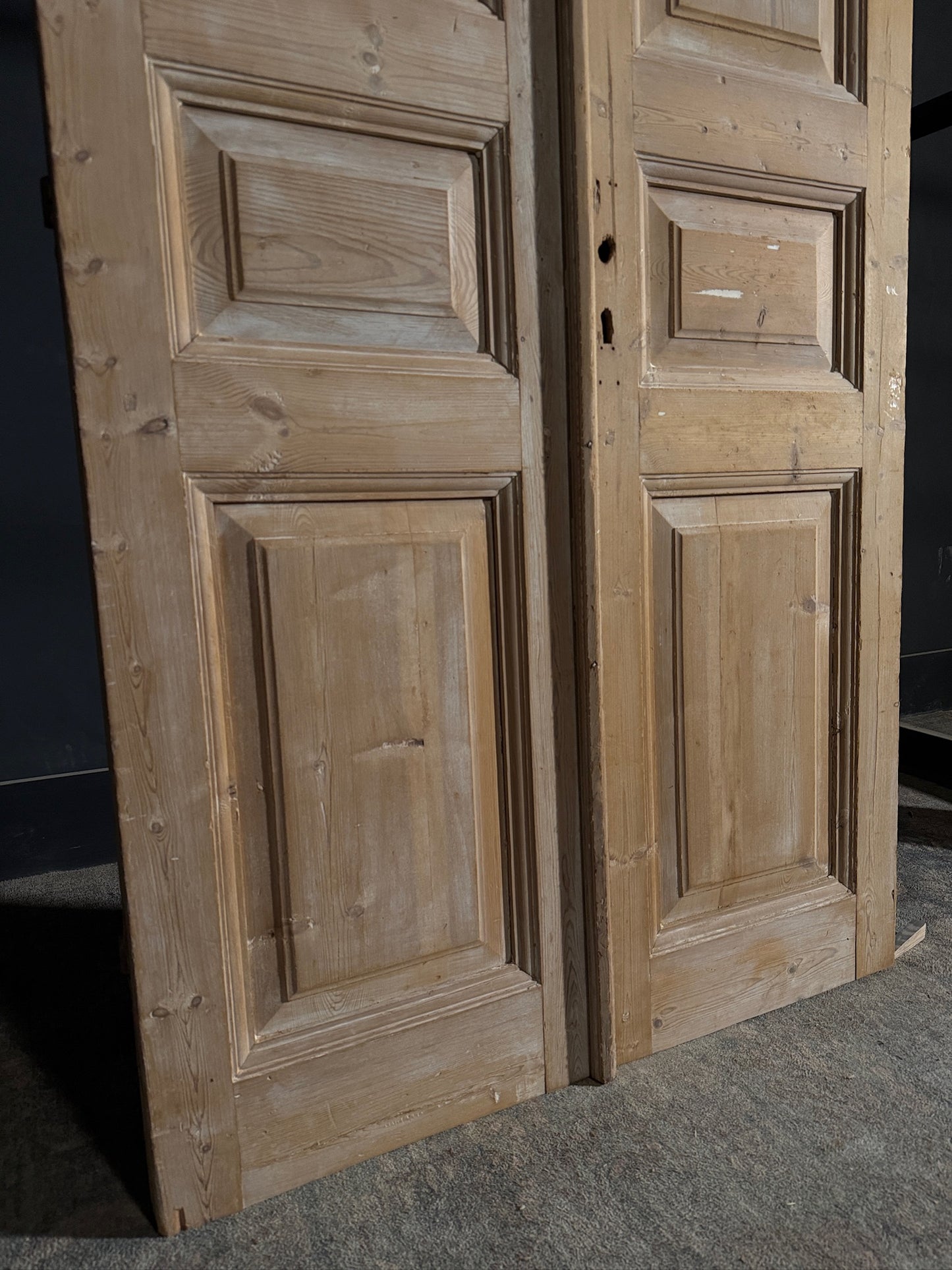 Antique Solid Double Doors - 40x93.5 - N456
