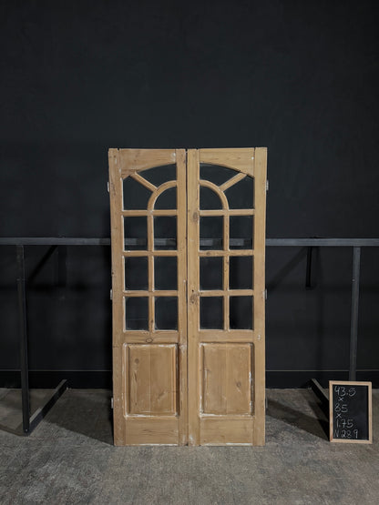 Antique Glass 7 Lite Arched French Doors - 43.5x85 - N289
