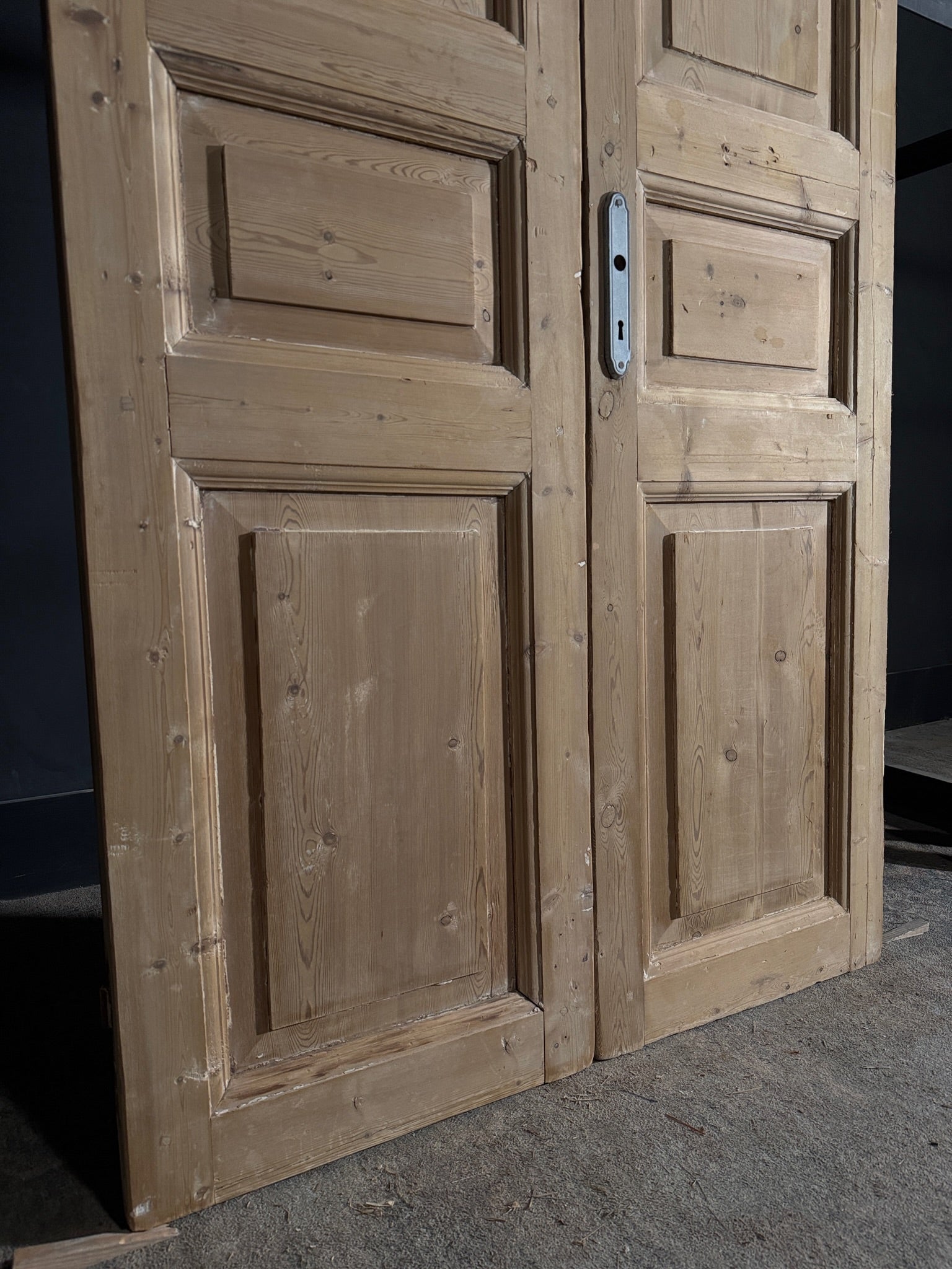 Antique 3 Panel Solid Double Doors - 44.25x95.25 - N567