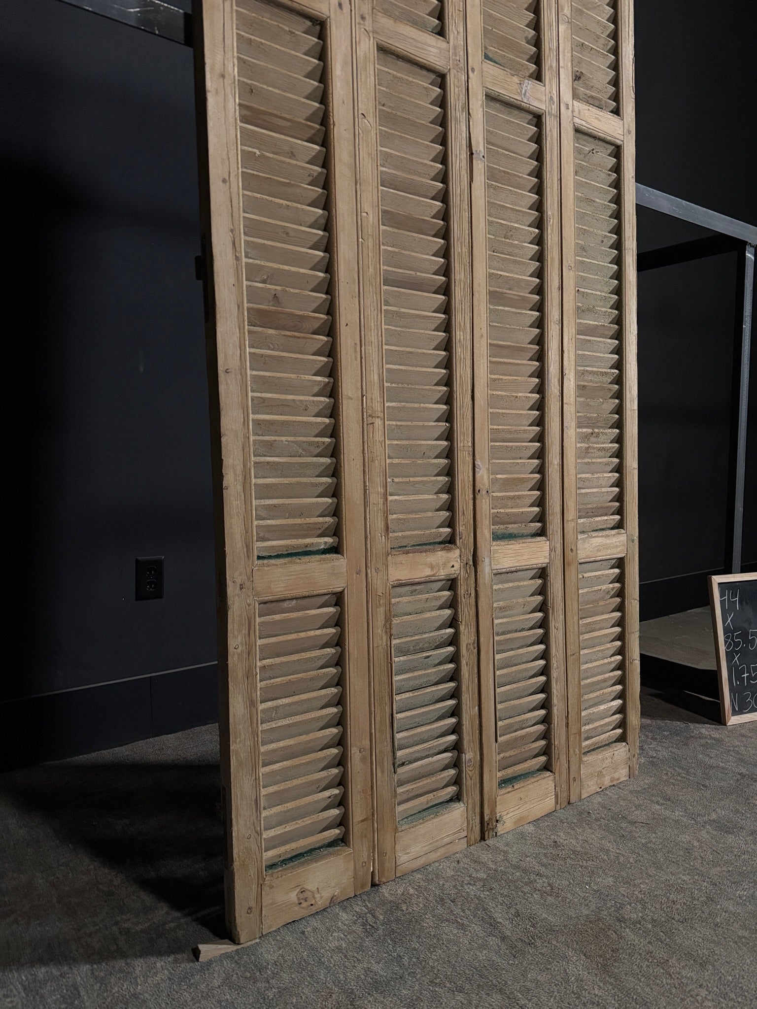 Antique Louvered Bi-Fold Doors - 44x85.5 - N306