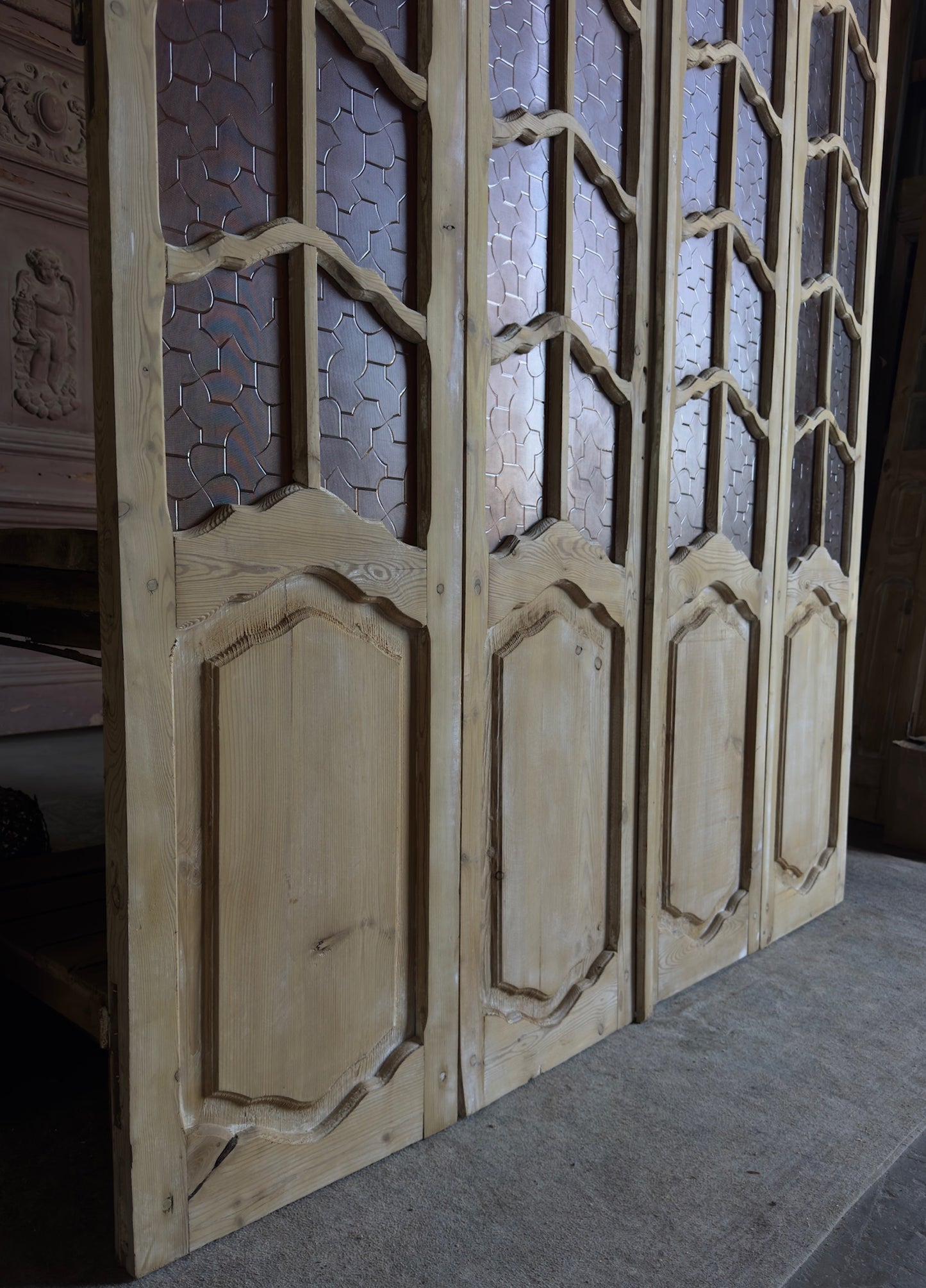 Antique French Provincial Glass Door Unit - 75.5x92.5 - L319