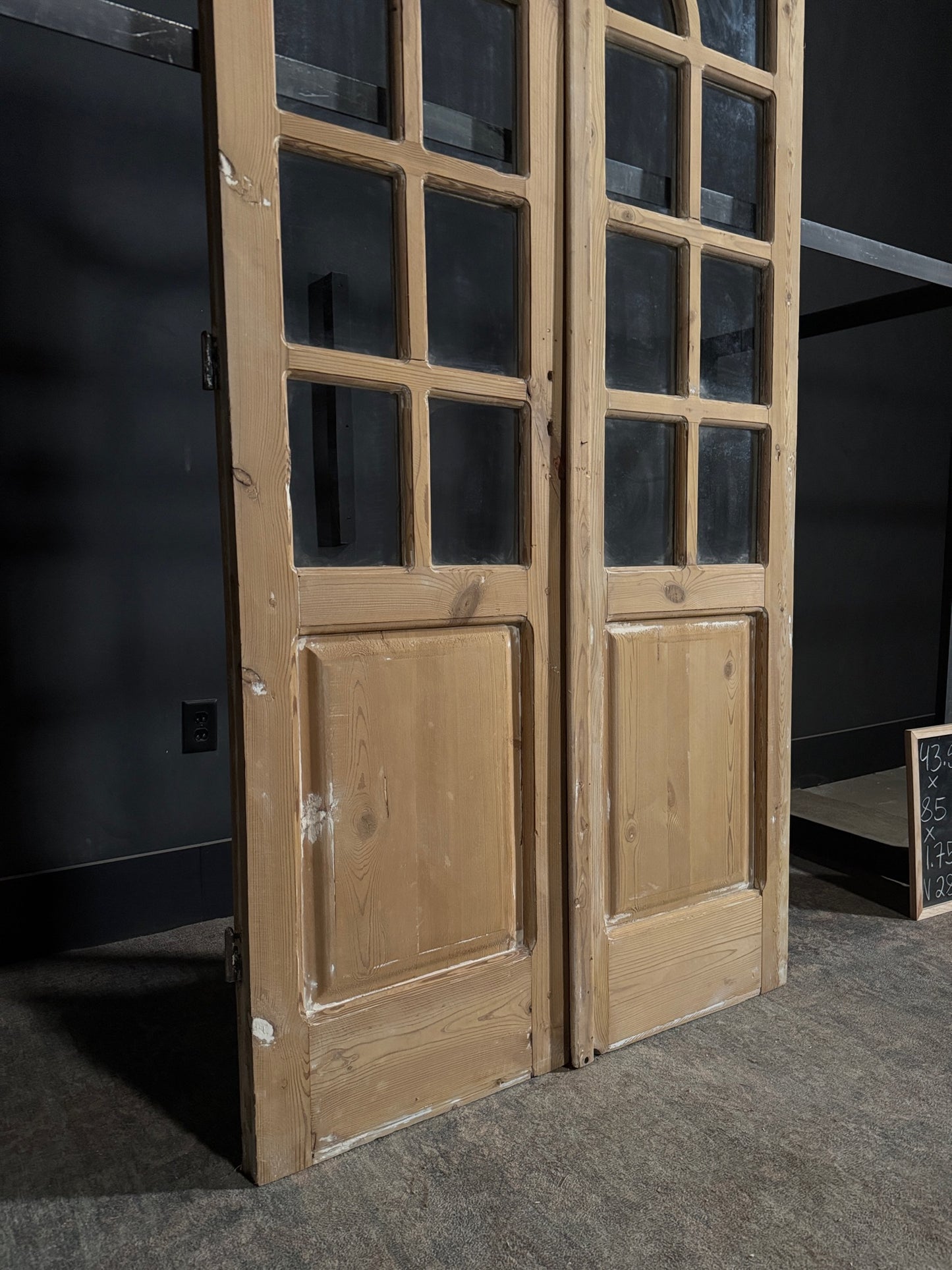 Antique Glass 7 Lite Arched French Doors - 43.5x85 - N289
