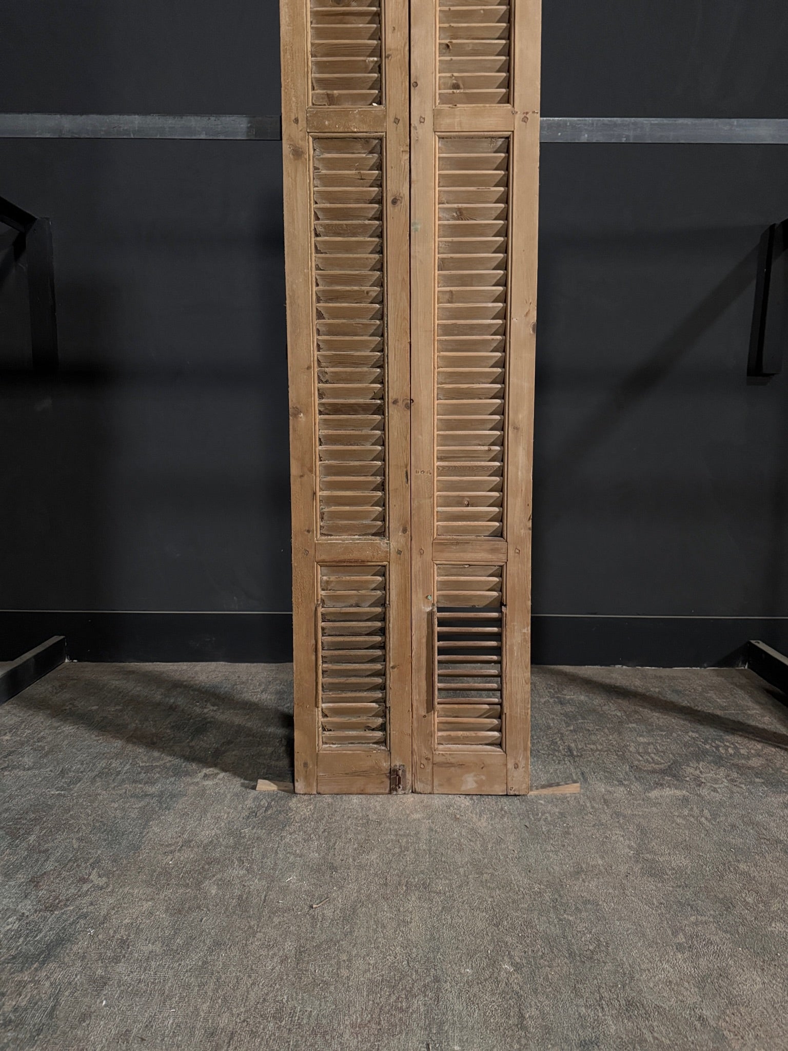 Antique Louvered Double Doors - 21.5x79.25 - N293