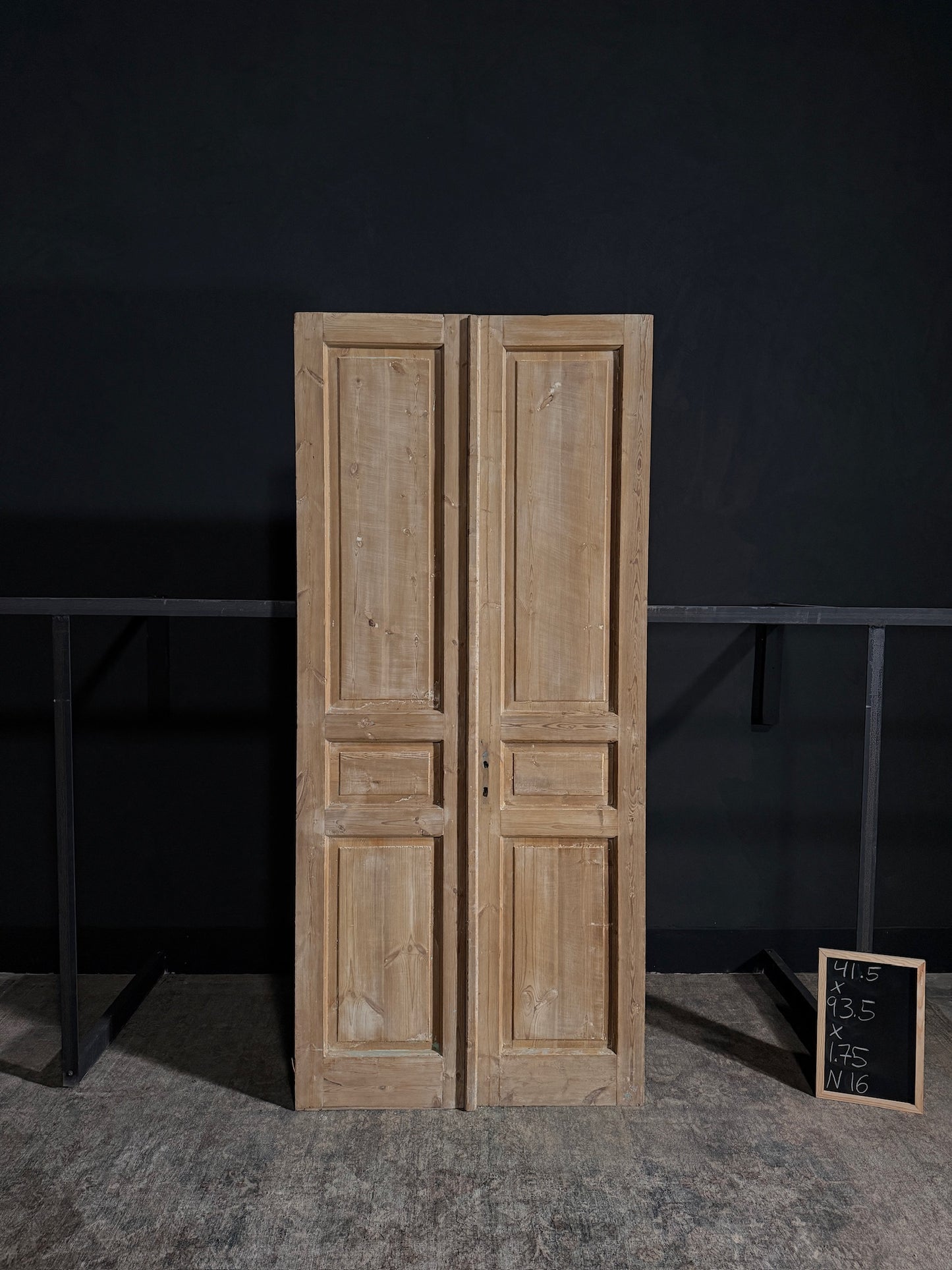 Antique Door - 55x91.5 - N16