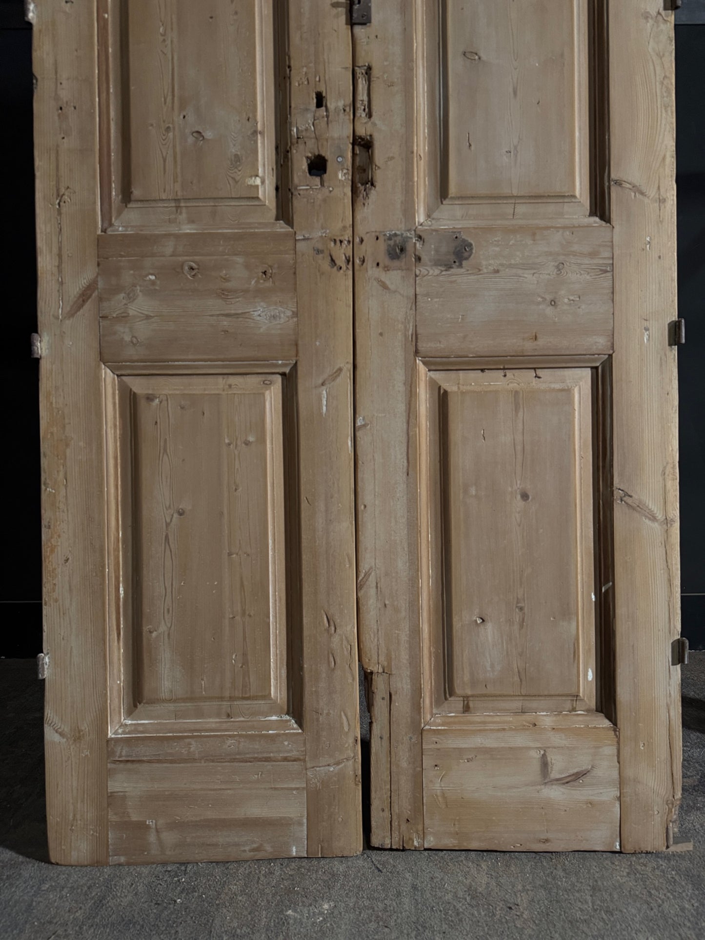 Antique 3 Panel Solid Double Doors - 43.25x90.25 - N543