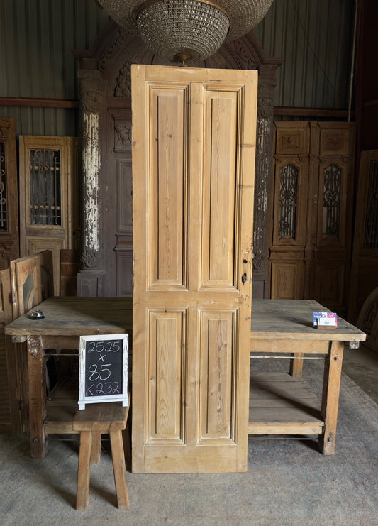 4 Panel Single Solid Antique Door - 25.25x85 K232