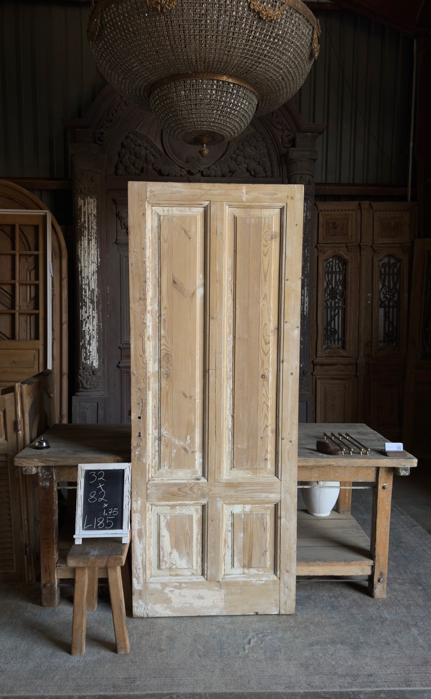 4 Panel Single Solid Antique Door - 32x82 - L185