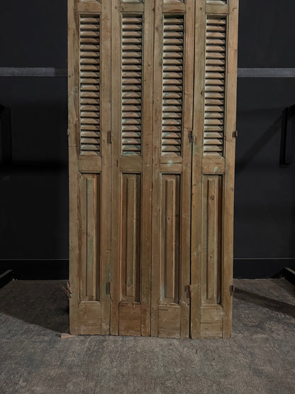 Antique Louvered 3 Panel Bi-Fold Doors - 36x86 - N298