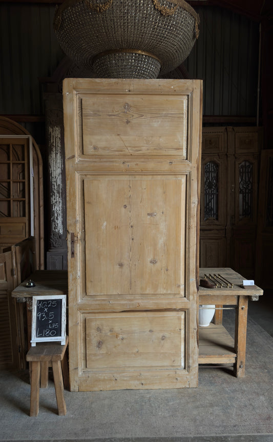 3 Panel Single Solid Antique Door - 40.25x93.5 - L180