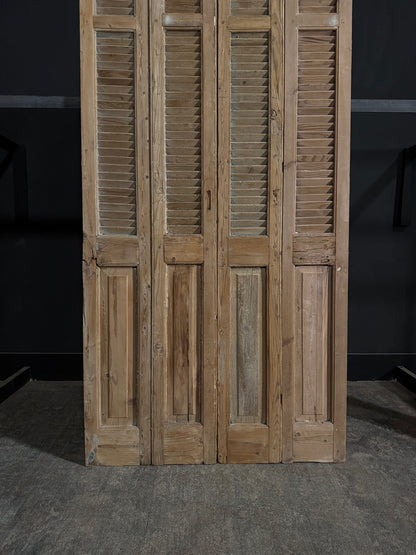 Antique Louvered 3 Panel Bi-Fold Doors - 43x91 - N304
