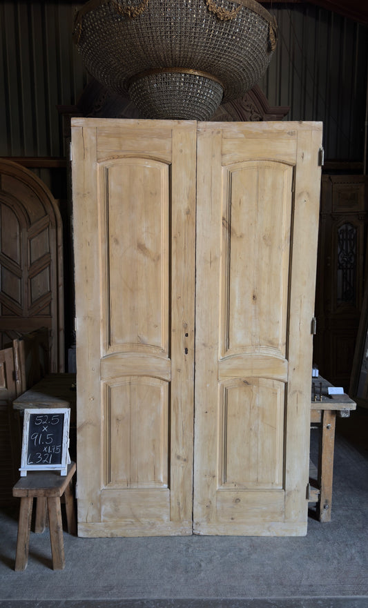 2 Panel Antique Solid French Doors - 52.5x91.5 - L321