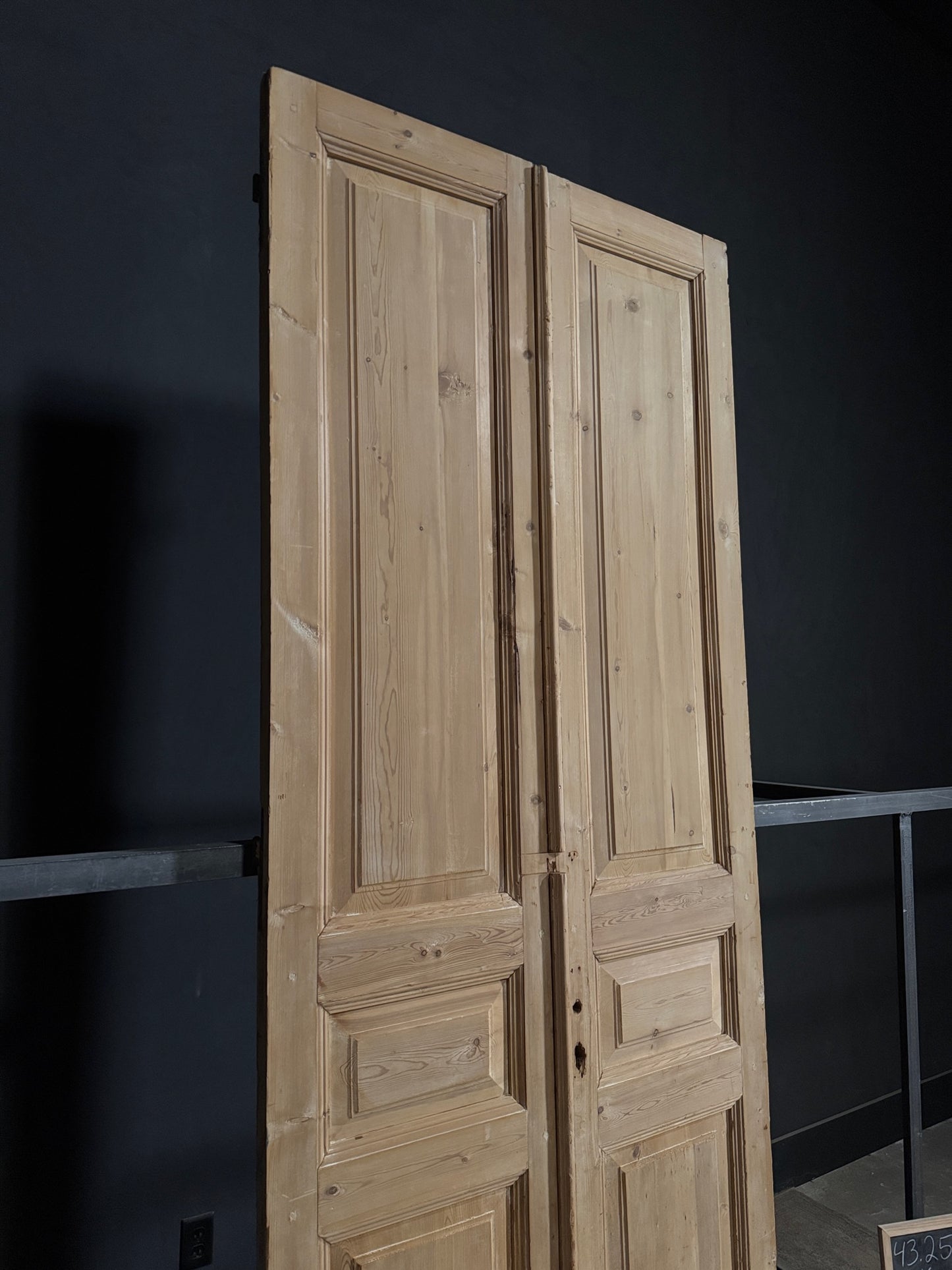 Antique Solid Double Doors - 43.25x110.5 - N325